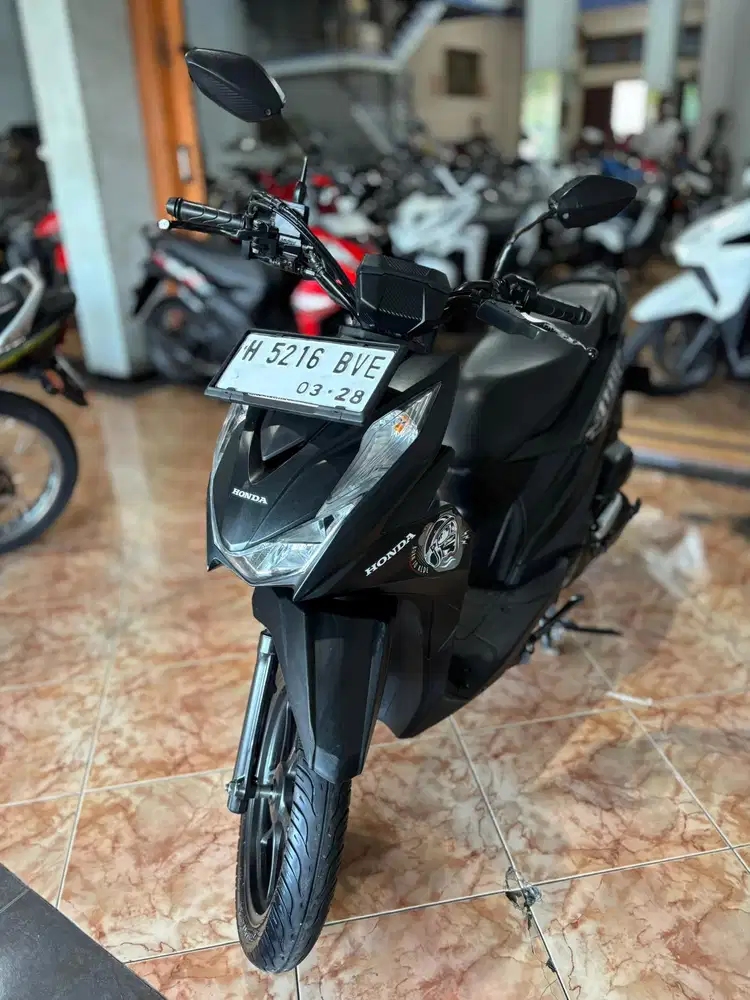 Beat Street 2023 hitam