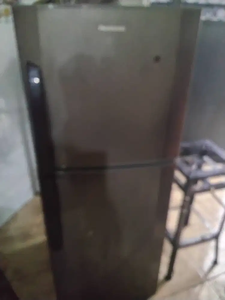 Frezzer 600L, kompor wos kotak 2 unit, kulkas dan wastafel portabel 3