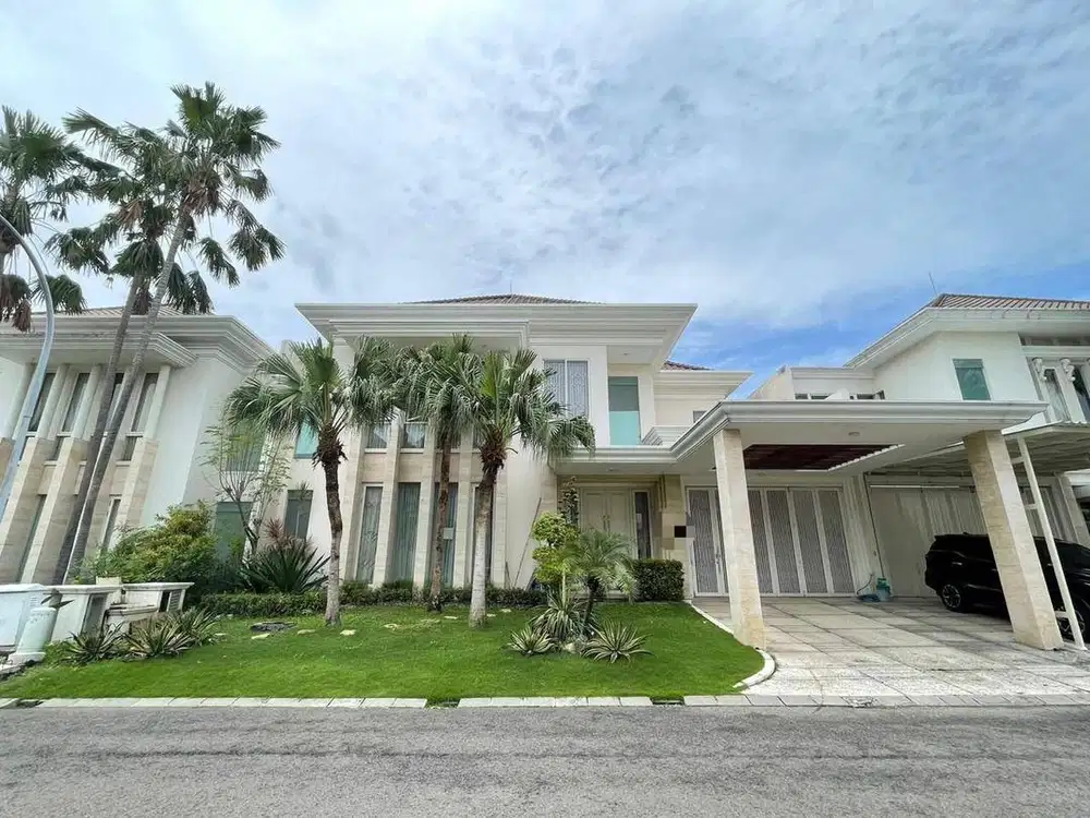 Rumah Pakuwon Indah Surabaya