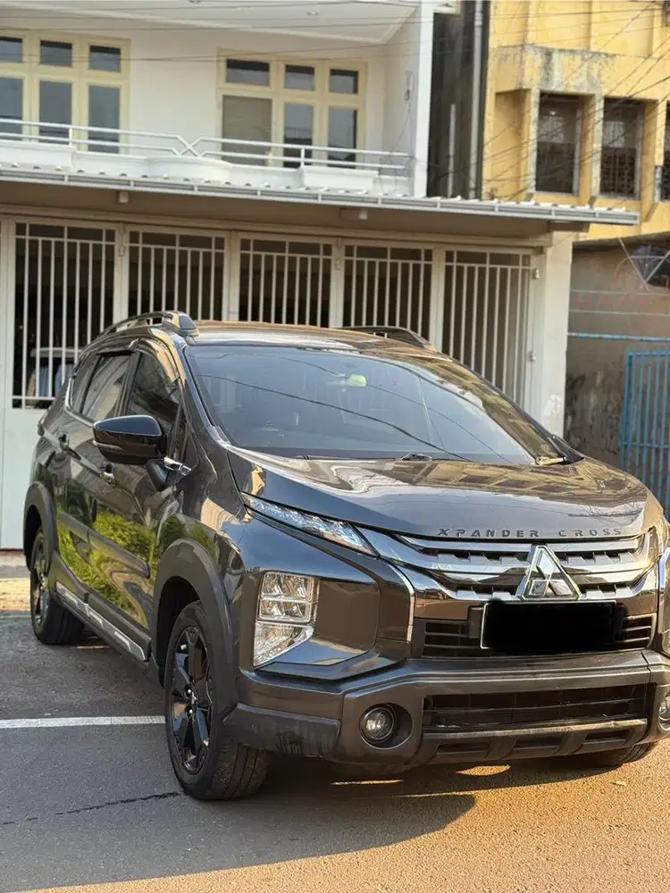 Xpander 2021 cross rockrod black edition