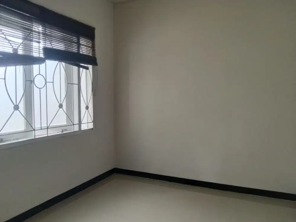 Dijual Rumah Siap Huni di Kota Baru Parahyangan