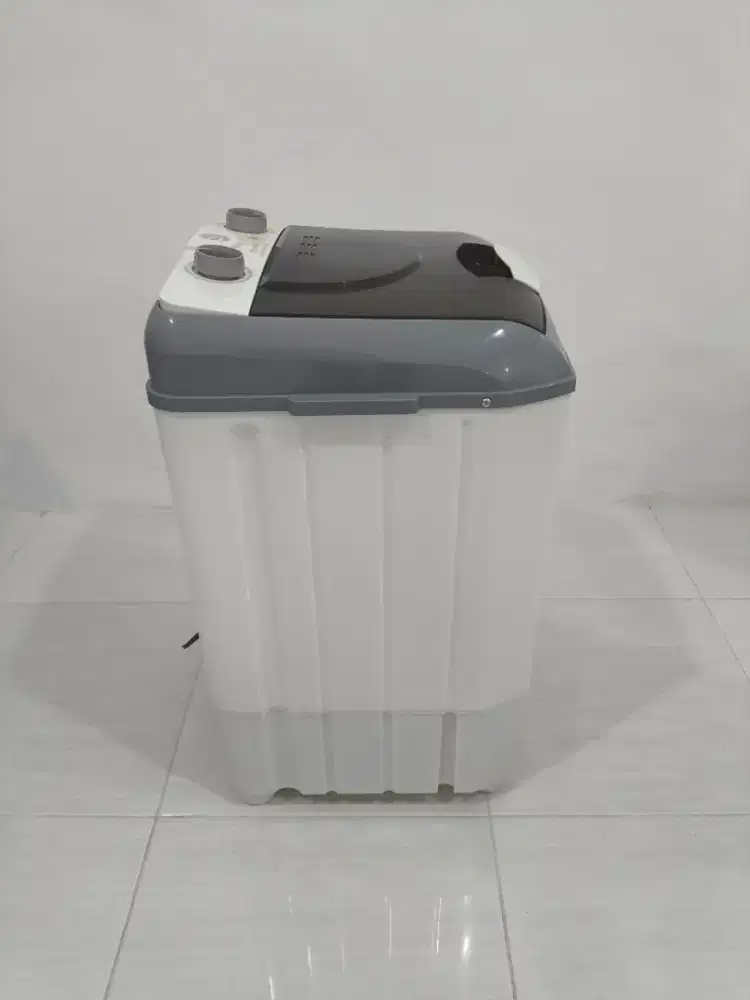 Mesin Cuci Arashi