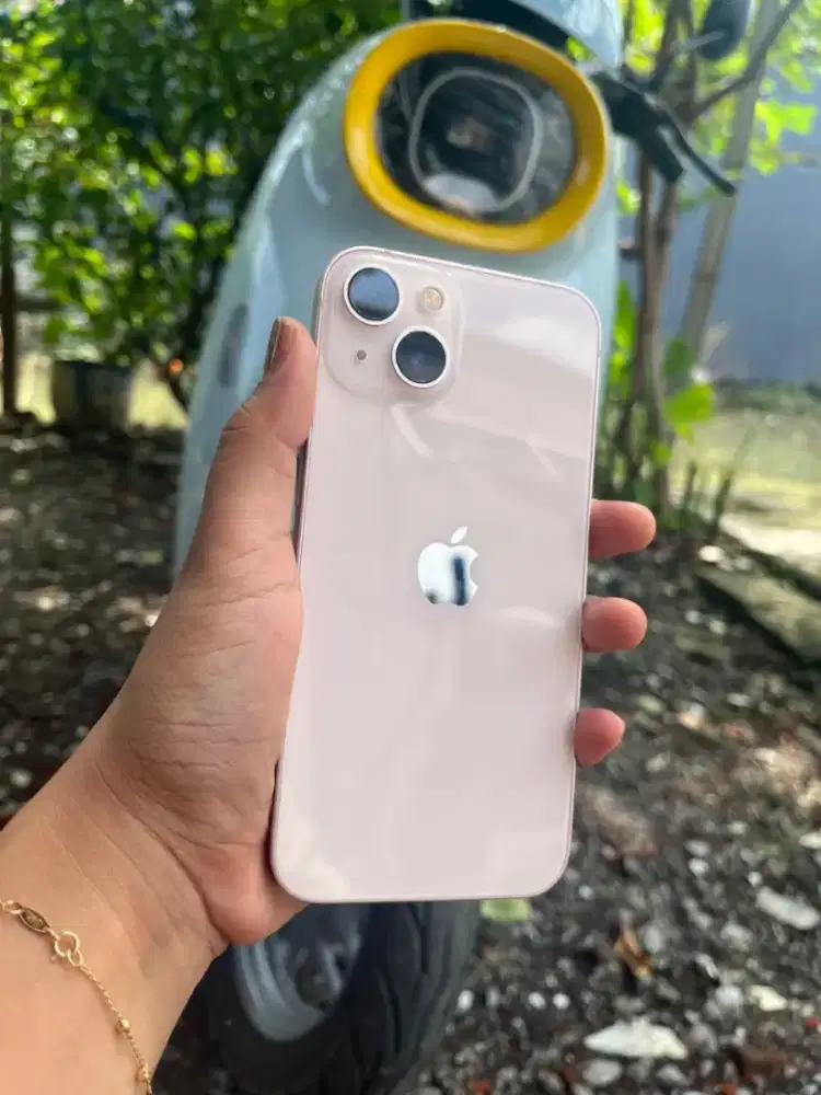 Iphone 13 128gb sudah terdaftar beacukai