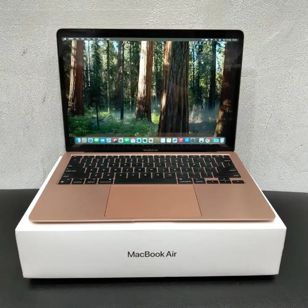 Macbook Air 13-inch 2020 Chip M1 RAM 8GB SSD 256GB ( iBOX )