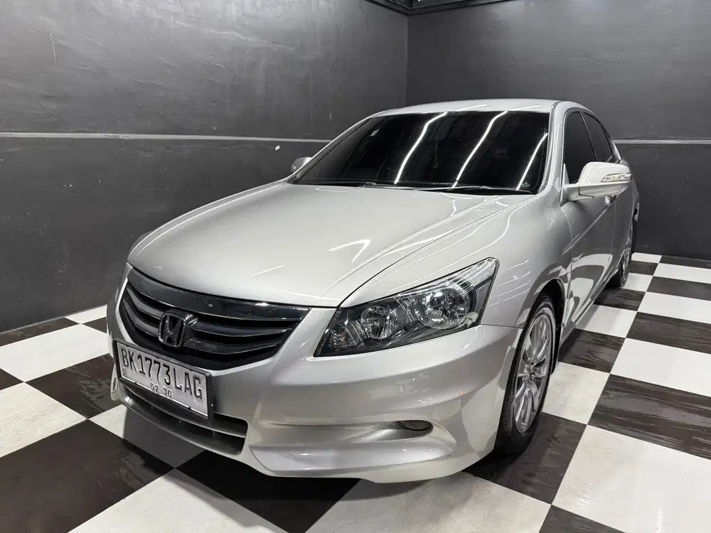 Honda Accord VTi-L A/T Tahun 2011