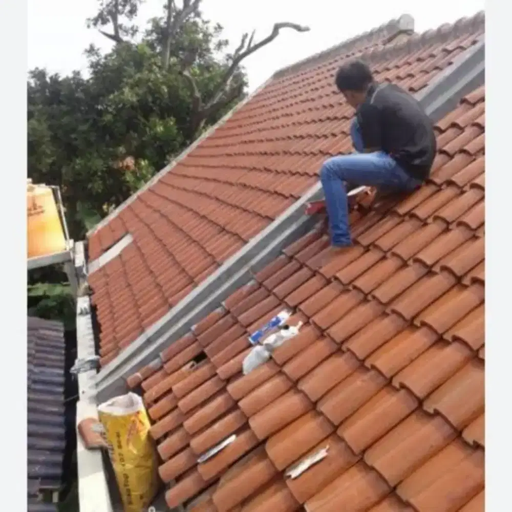 Tukang bangunan perbaikan Atap dan talang air serta Renovasi