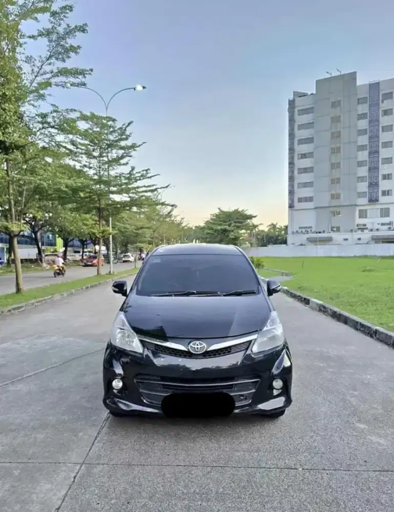 Toyota Avanza Veloz 2014