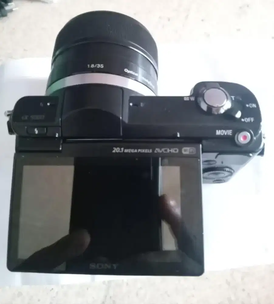 Jual Sony A 5000 + Lensa E 35 Harga 5,5 JT