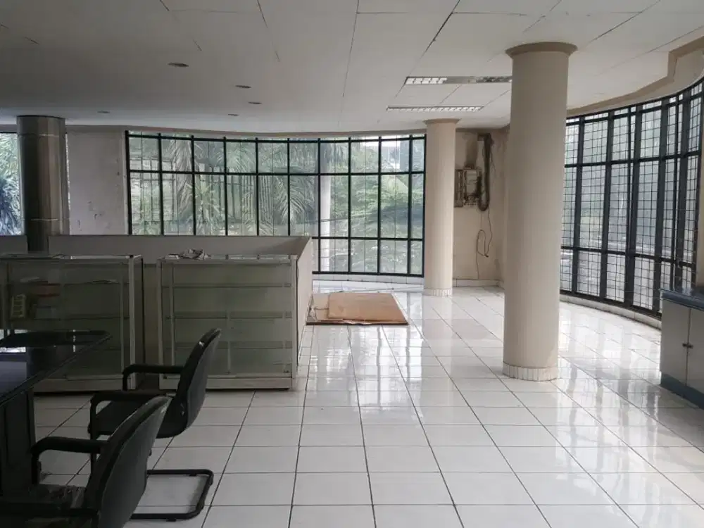 Jual Gedung 3 in 1 di Jakarta Barat