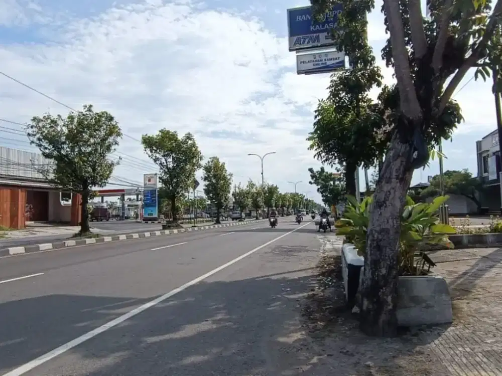 Tanah Premium Luas 1495 Meter Persegi Lokasi Jalan Jogja-Solo Berbah Sleman