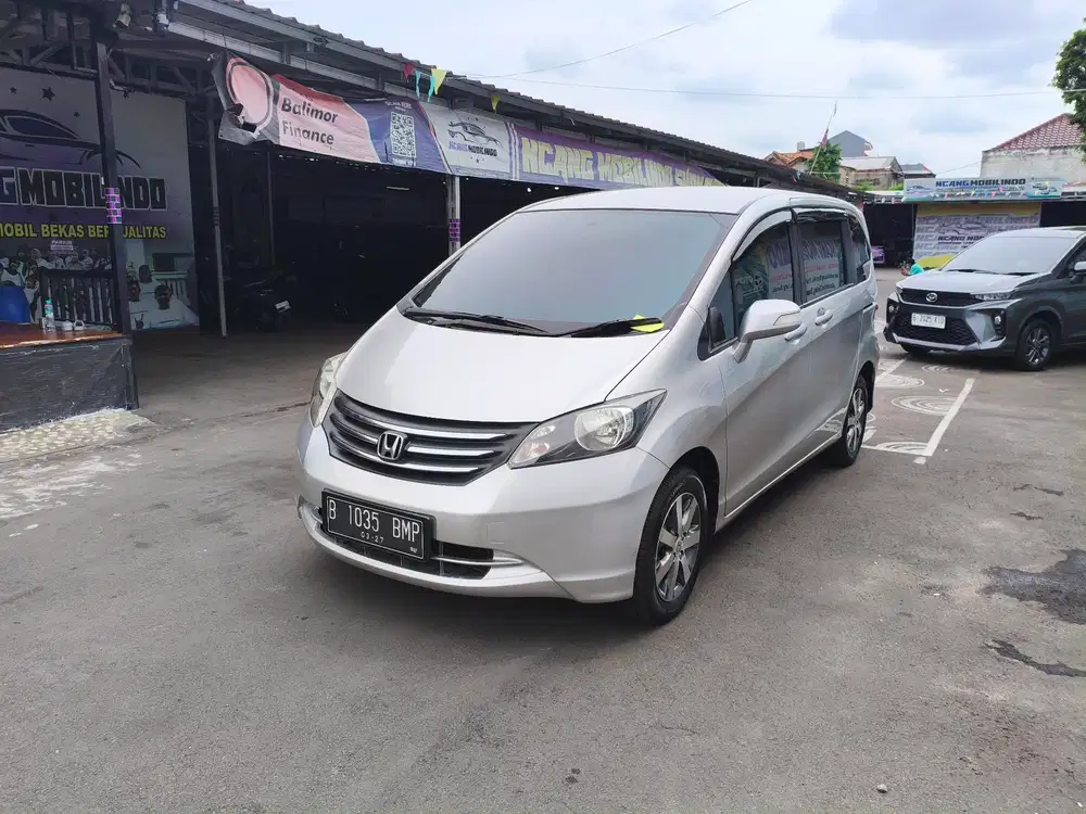 Honda Freed E PSD matic 2012