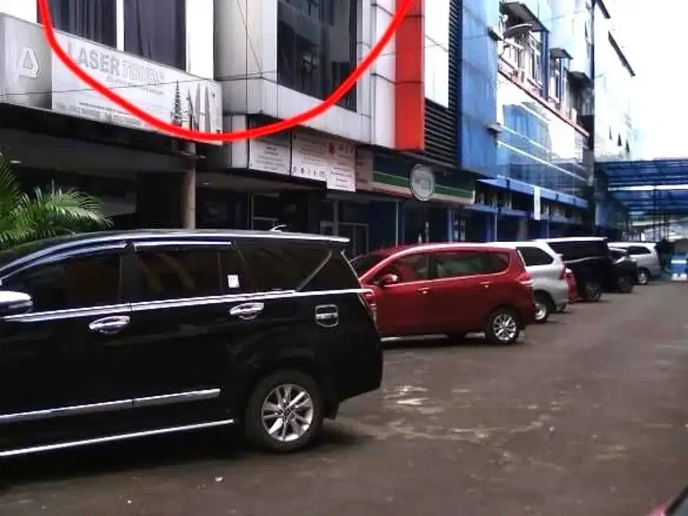 Dijual  Ruko Gandeng 4,5  Lantai  Ex Kantor Harga Murah dibawah NJOP Di Jl. Kramat Raya Senen  Jakarta Pusat