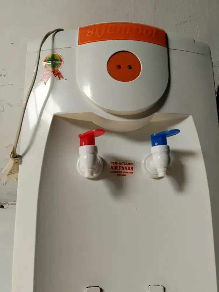 Dispenser merek Sijempol