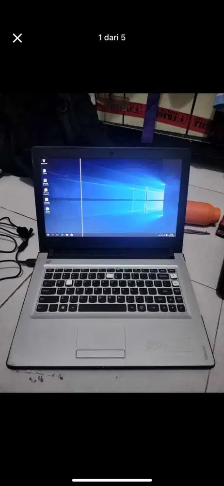 Laptop Lenovo Ideapad 300 Layar 15,6 Lebar Ram 8 Gb Murah Siap Pakai