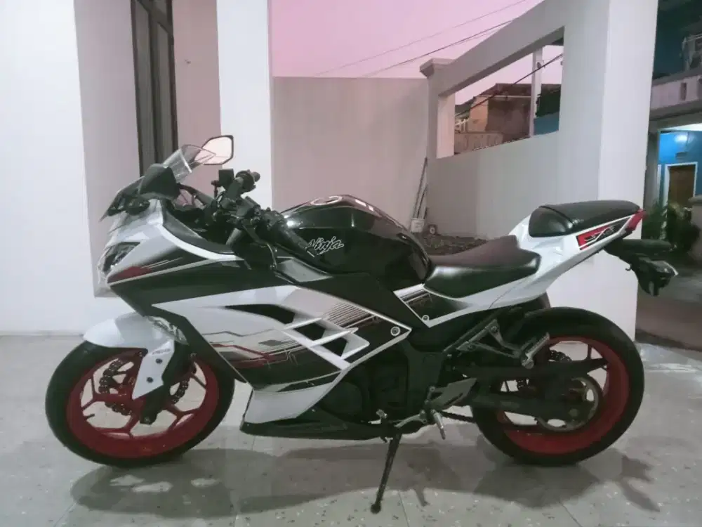 NINJA250 ABS KM RENDAH
