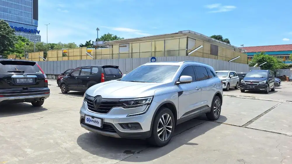 Pajak Panjang - Renault Koleos 2.5 Signature Bensin-AT 2019