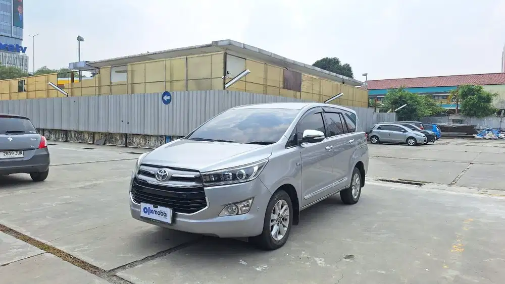 Pajak Panjang - Toyota Kijang Innova 2.0 Q Bensin-AT 2017