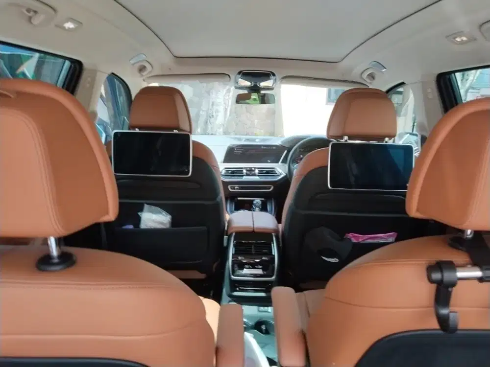 DIJUAL BMW X7 xDrive40i Opulence 2022