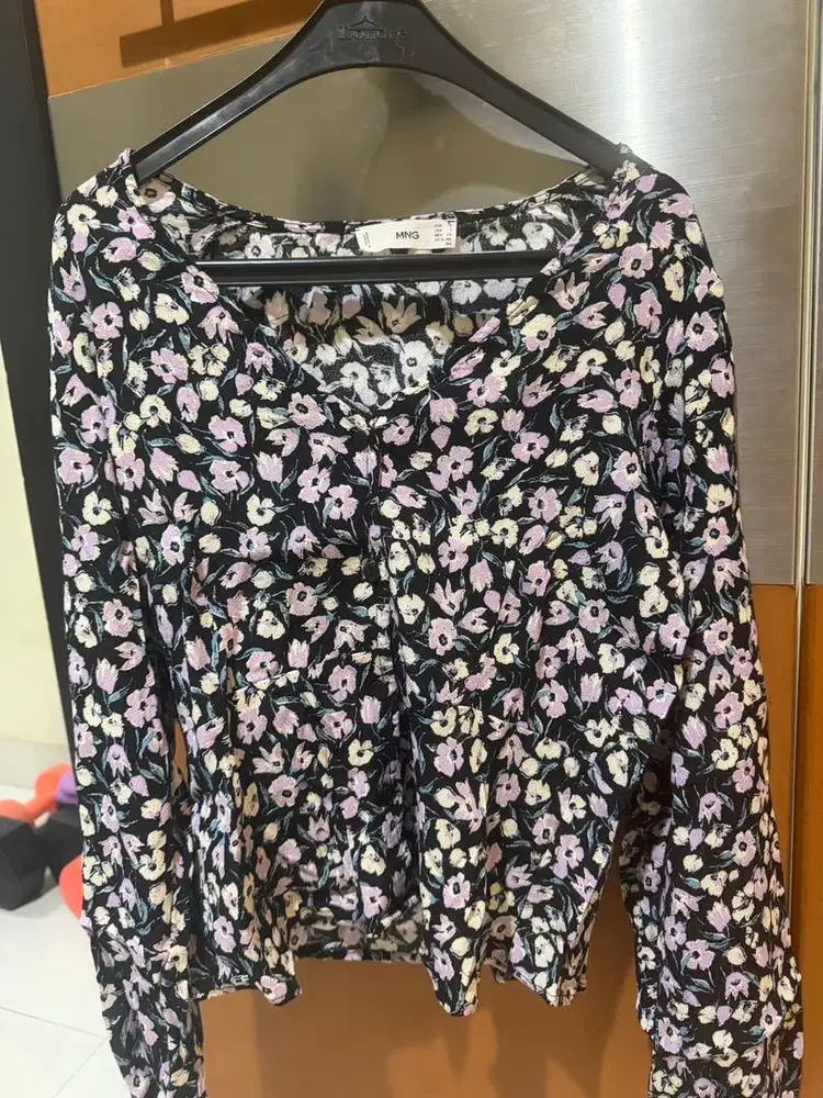 Atasan mango kondisi masih sangat bagus