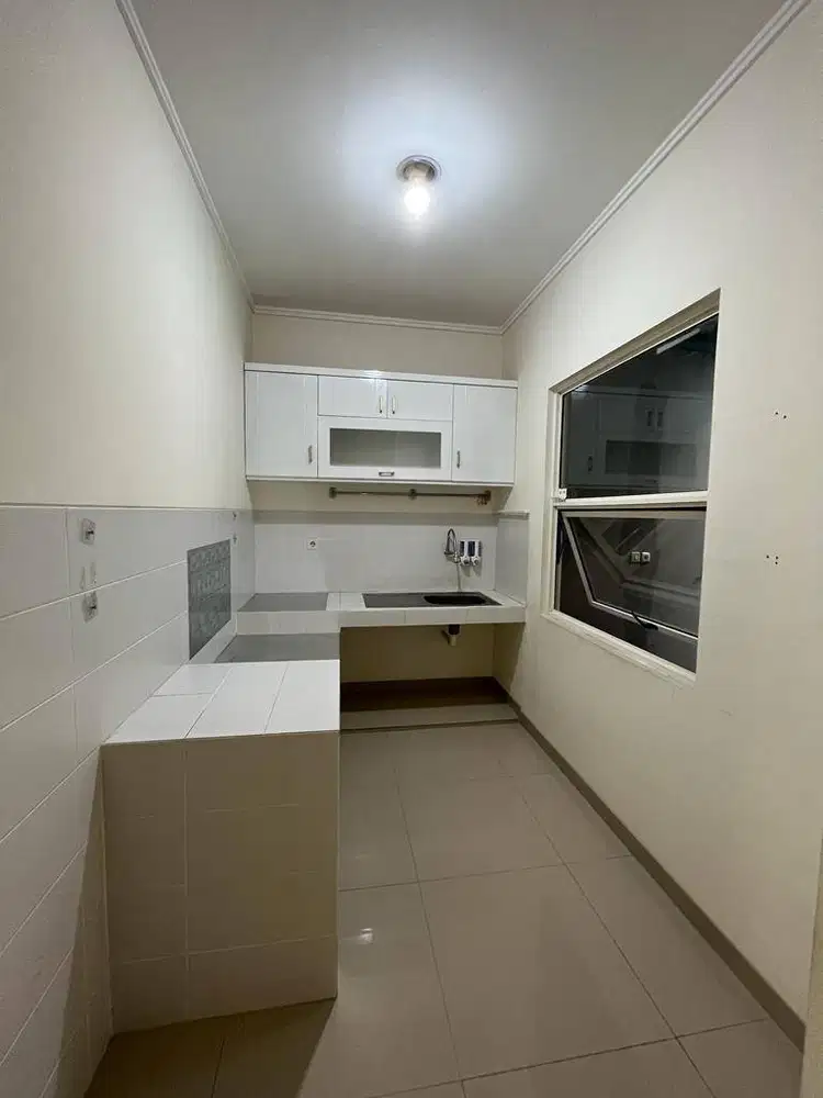 Jual rumah cluster nyaman 2 tingkat dekat pasar kemis tangerang