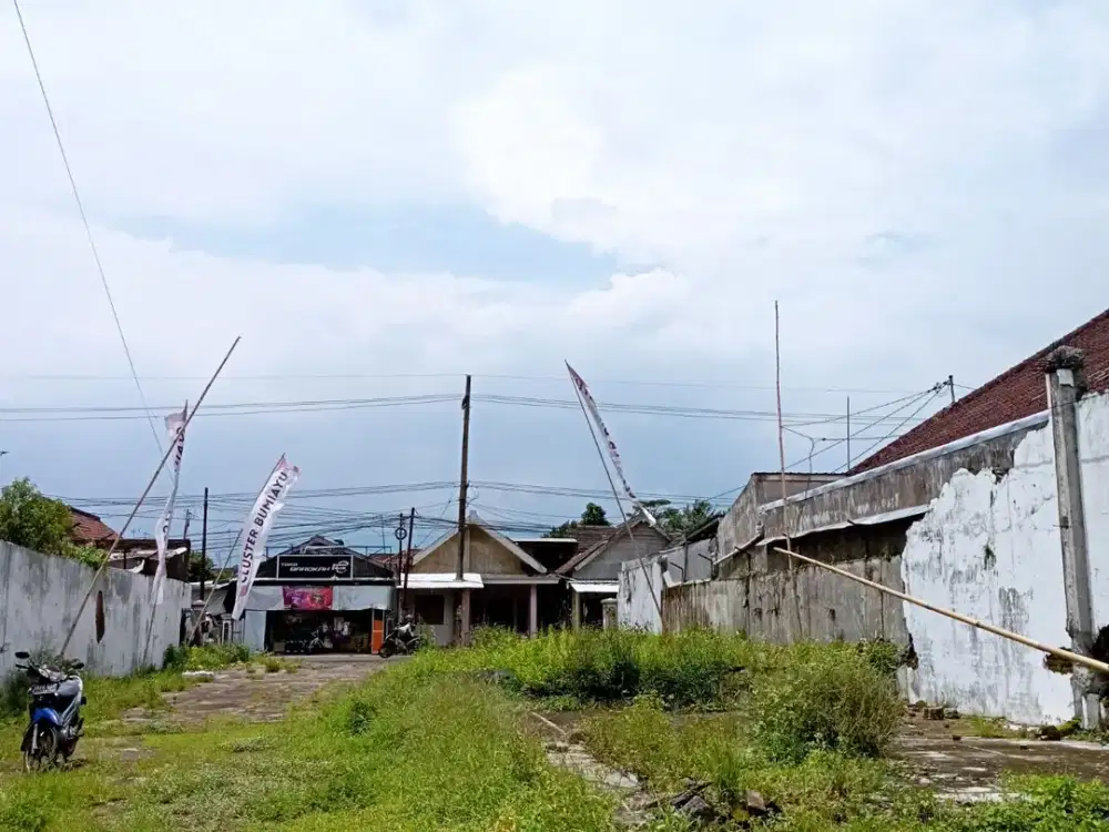Tanah Kavling Pinggir Jalan 5 Menit RSUD Kota Malang Sertifikat SHM Penduduk Rame
