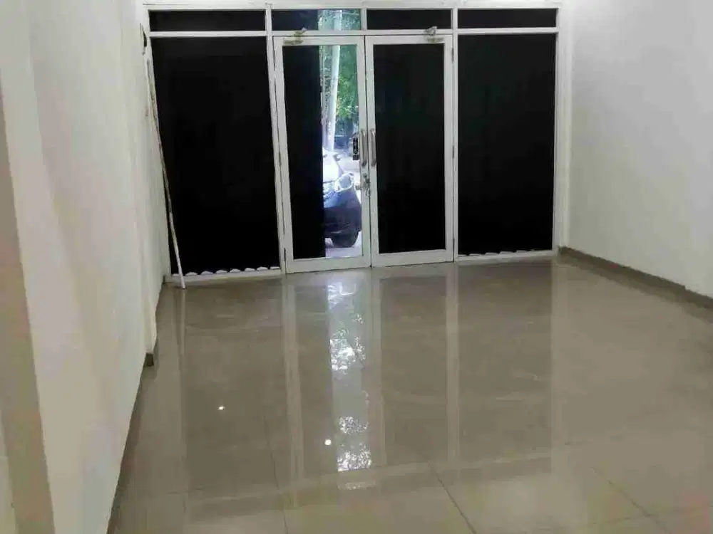 disewakan ruko rapih di Klender Jakarta timur