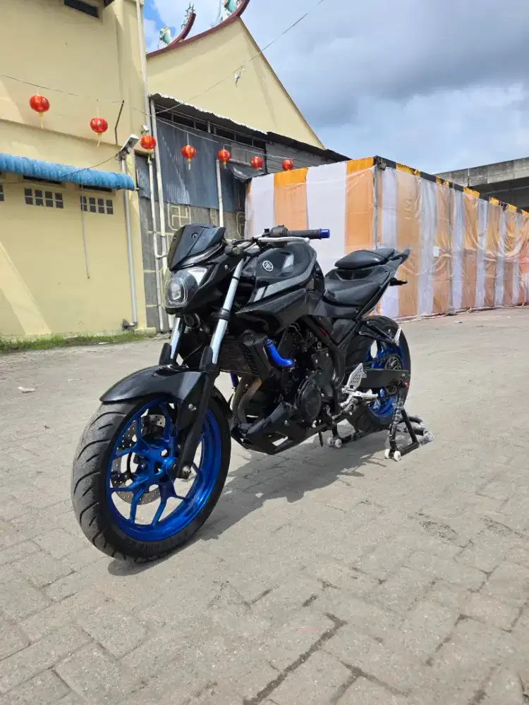Yamaha MT25 Hitam 2018 pemakaian 2019