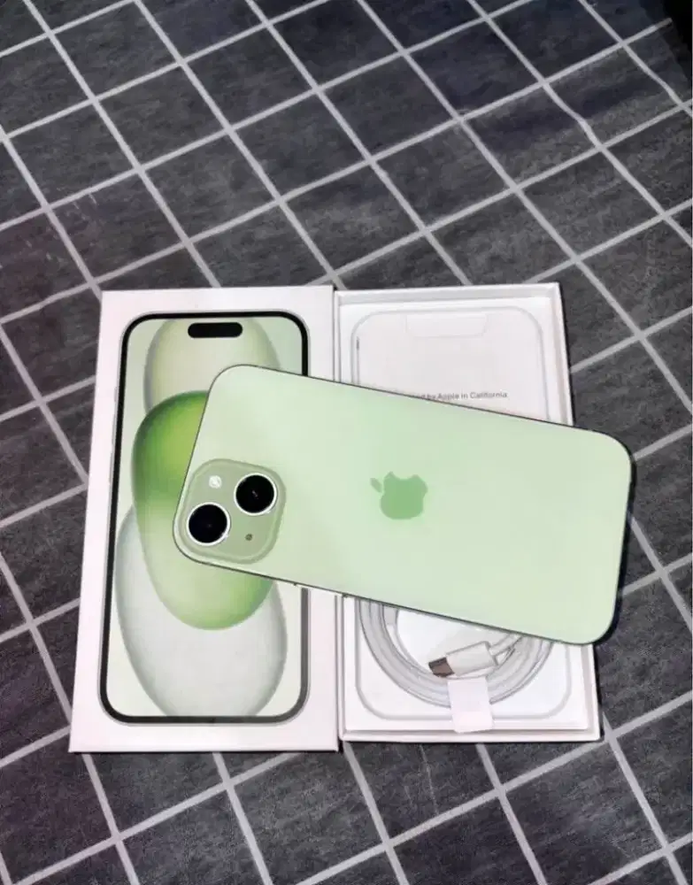 iPhone 15 128gb ibox