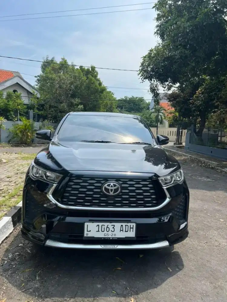 Innova Zenix V Hybrid Modellista