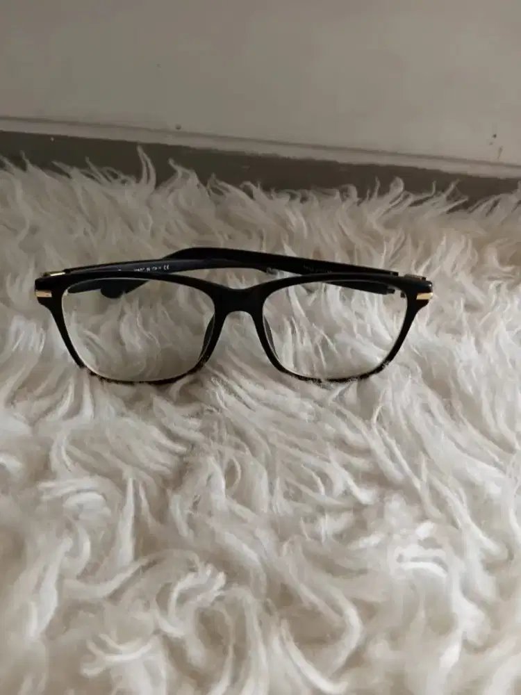 Preloved Frame kacamata Cartier original