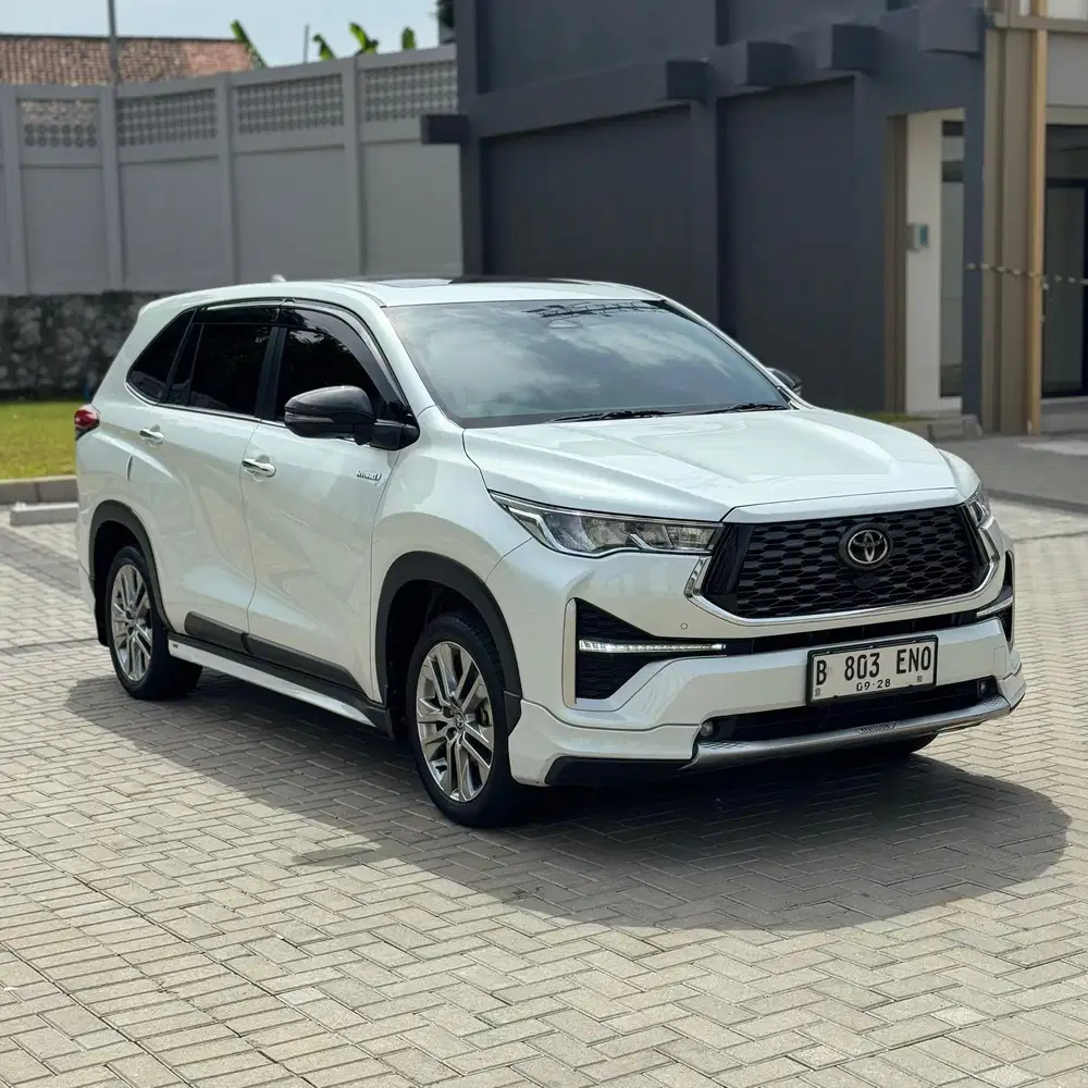 Toyota Kijang Innova Zenix Q Hybrid Modellista TSS Matic 2023 Putih AT