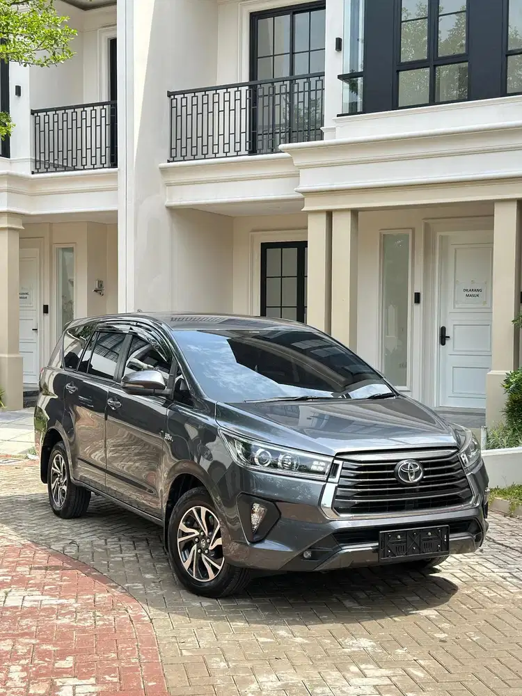 Toyota Innova V Bensin 2021 MURAH