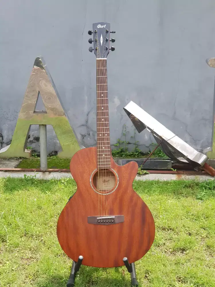 Gitar Cort Sfx mem OP