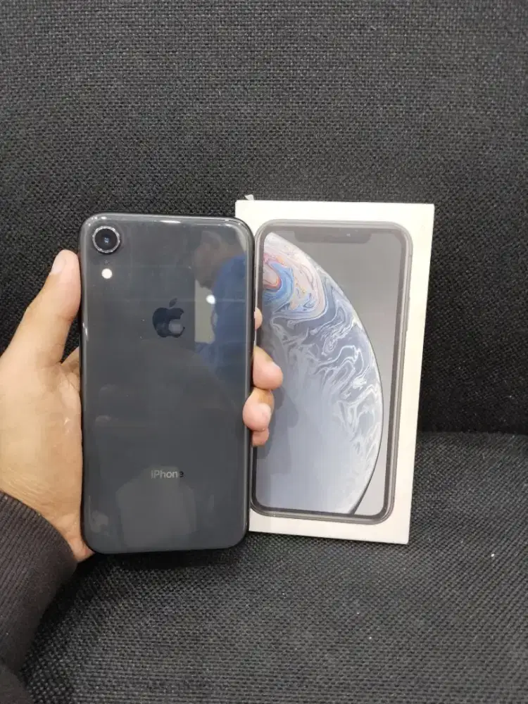 iPhone XR 64GB Resmi iBox Fullset Ori Nominus Siap Pakai