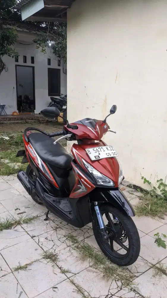 Honda Vario 110 Fi CBS ISS (type tertinggi) Tahun 2015