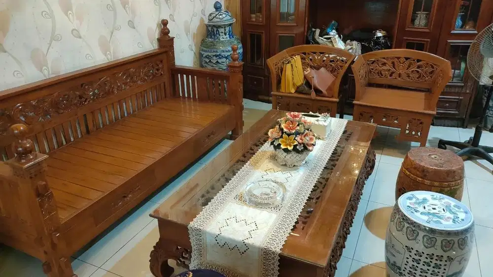 1 set meja kursi jepara