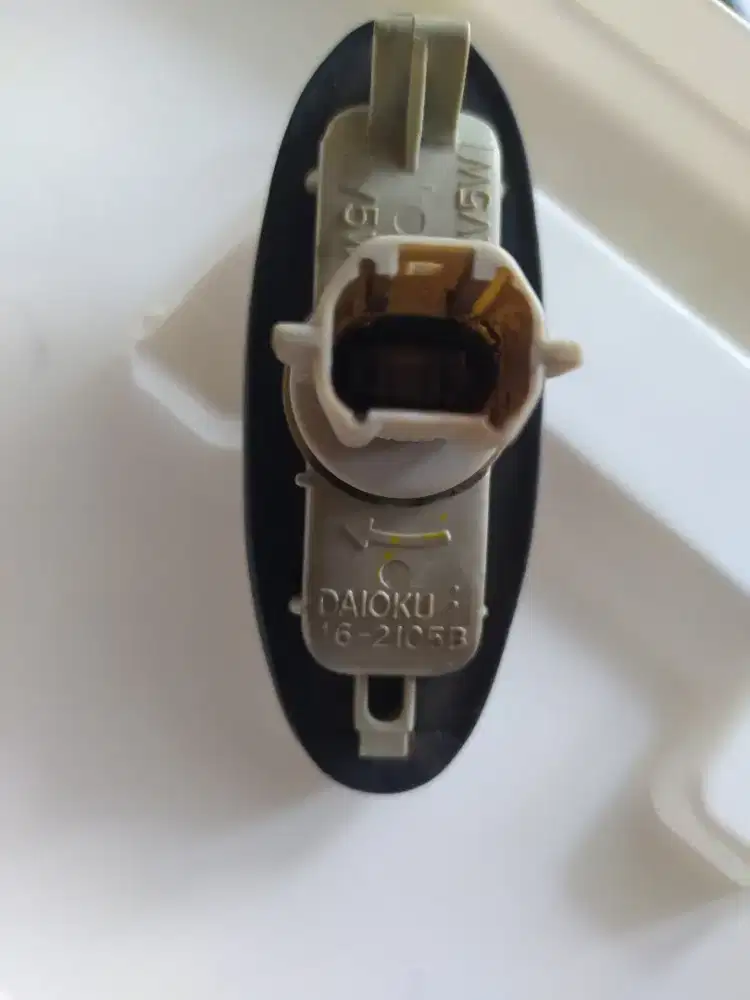 Lampu kanan arah samping Mobil Ford escape 2300cc asli Fomoco