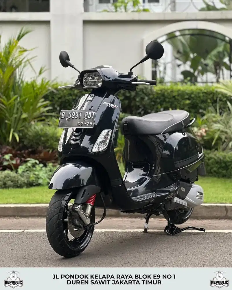 PIAGGIO VESPA S125 IGET TH 2021 WARNA BLACK