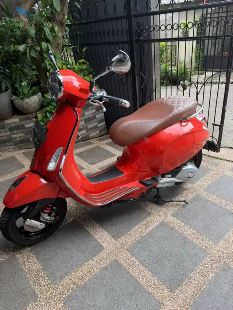 Vespa primavera ABS tahun 2021