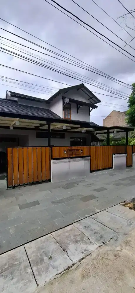 Disewakan rumah mewah super luas full furnished