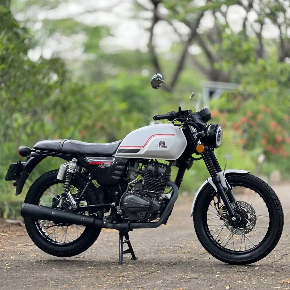 BENELLI MOTOBI 152 PUTIH 2023 KM 8K PAJAK PANJANG TANPA PR