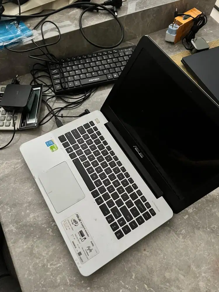 Asus a455l kondisi sesuai foto