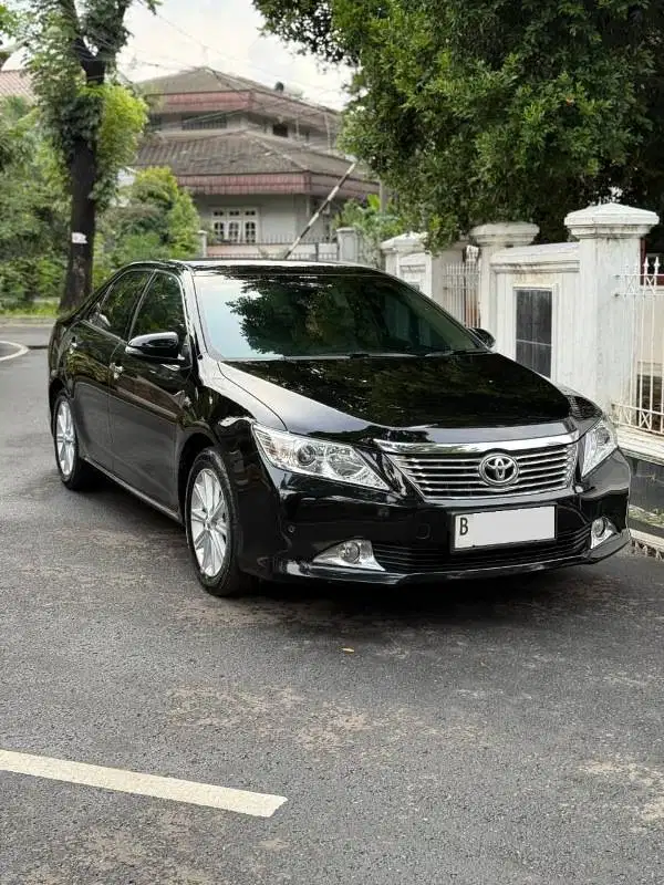 Toyota camry 2.5V Tahun 2014