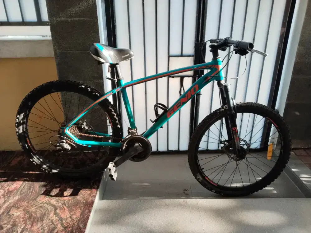 Dijual sepeda bekas pakai untuk olahraga