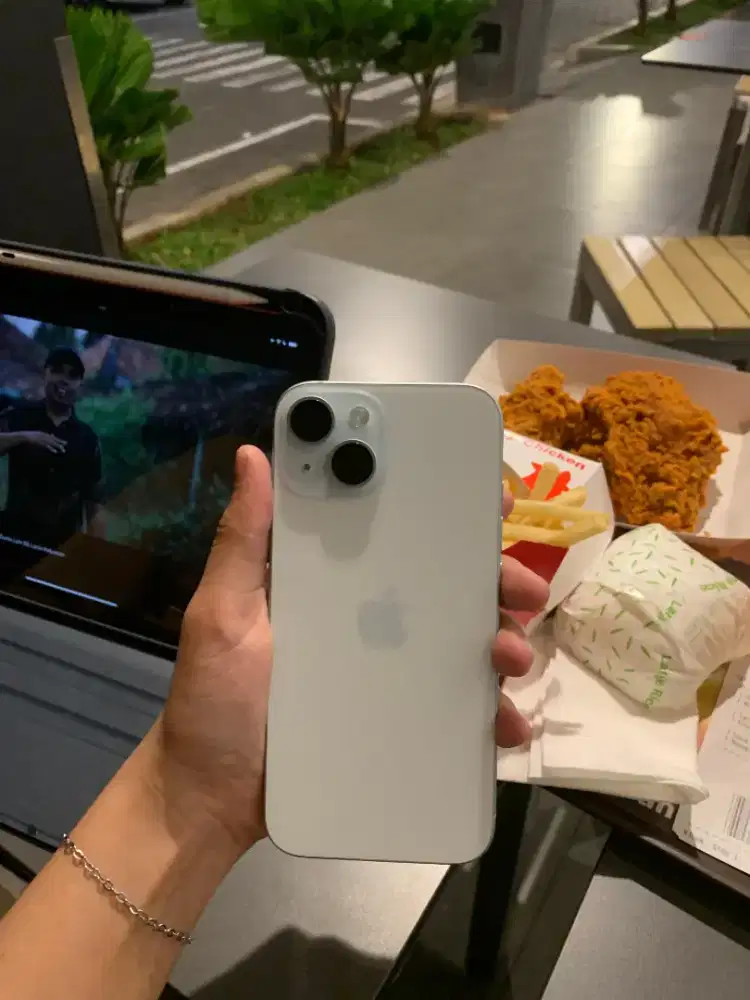 Iphone 15 128 gb ibox