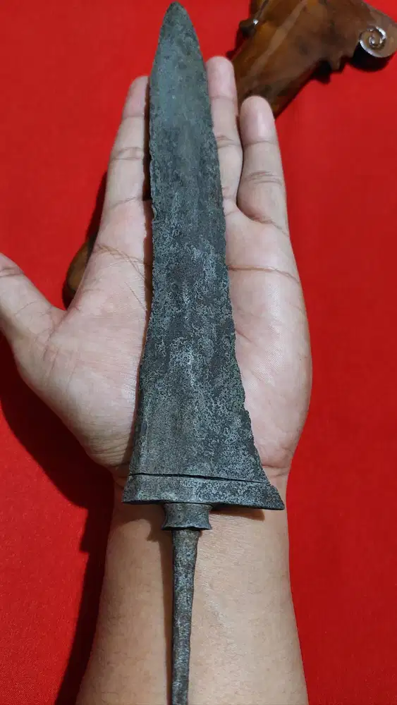 Keris Betok Sepuh Tindih