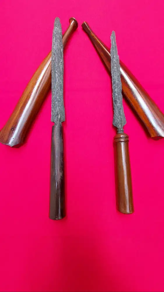 Tombak Sepasang Sepuh Antik