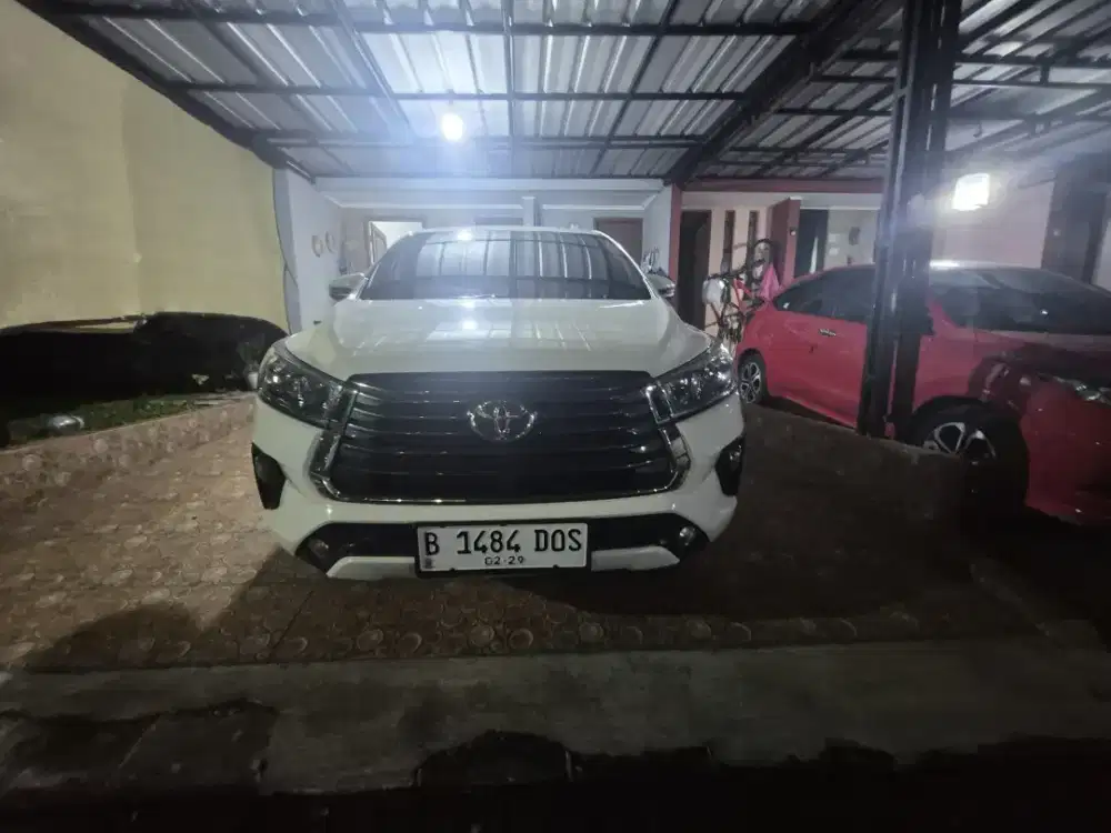 Toyota kijang innova reborn  G at 2023/ 24 solar
