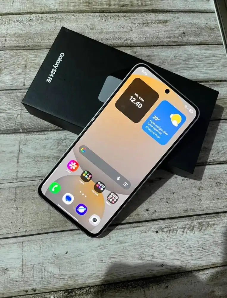 Dijual SAMSUNG S24 FE 256GB/8GB