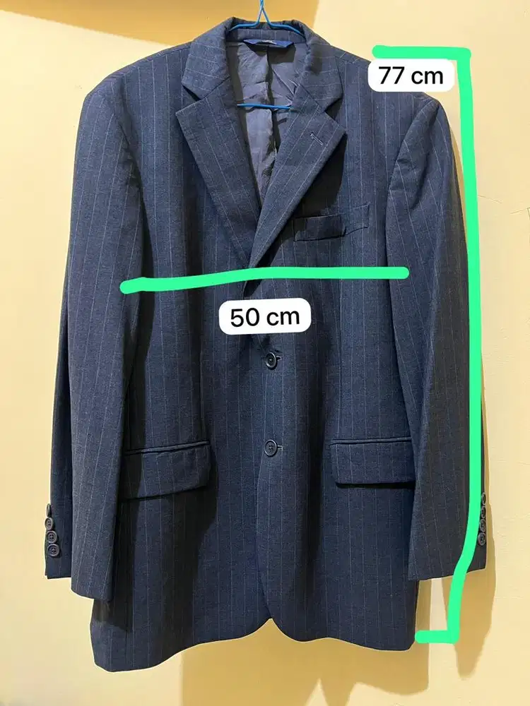 Jas atau Blazer Pria Laki Laki warna hitam atau abu abu gelap